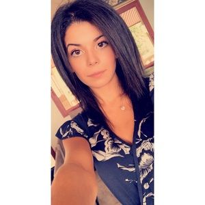 Meet your Posher, Zeinab